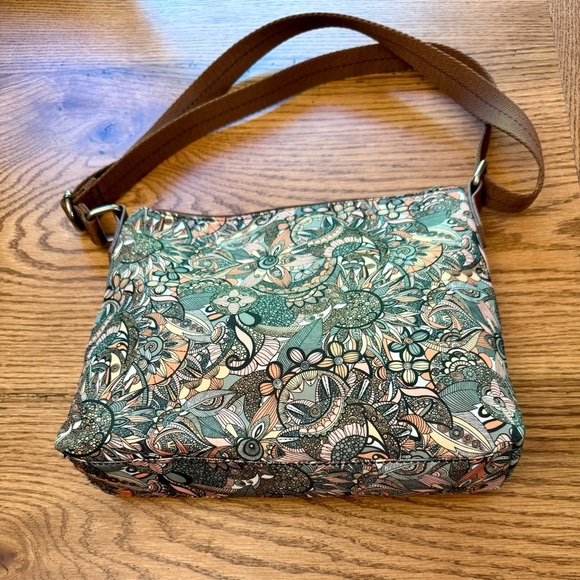 SAKROOTS Women's Floral Crossbody Bag - Brown and Pink - Picture 5 of 9